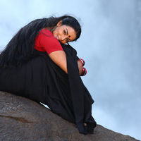 Shweta Menon - Thaaram Tamil Movie Stills | Picture 37647